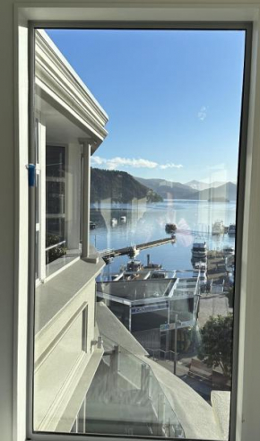 Oxleys 501 3 Bedroom Penthouse Picton